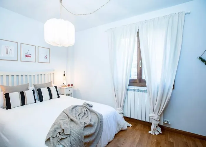 Vistas De Pena Blanca * Piedrafita de Jaca